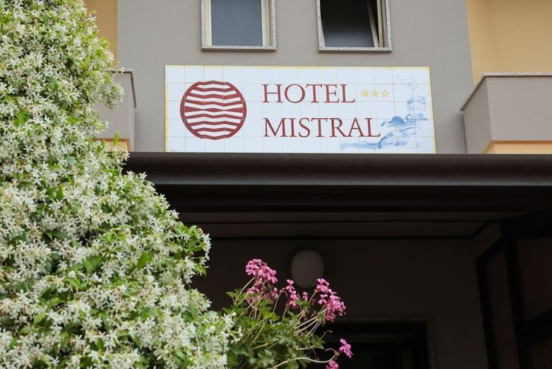 Mistral - Image 5