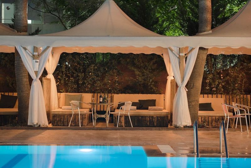 Siam Elegance Hotels & Spa - Image 7