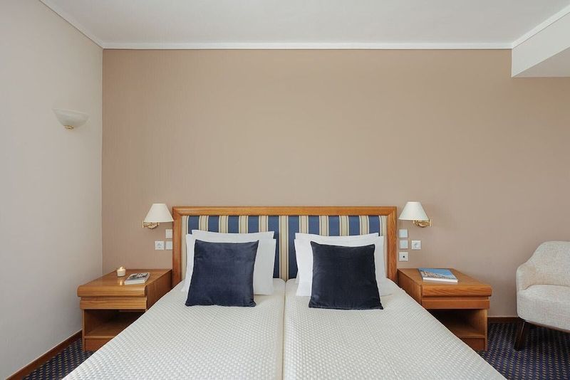 Sun Beach Hotel - Image 10