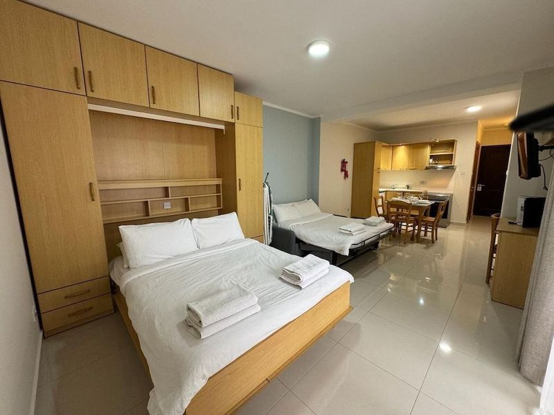 Triton Holiday Apartments - Image 2