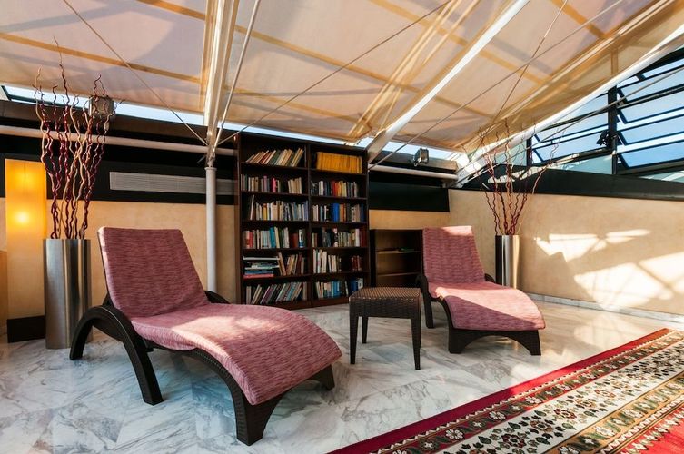 Billede av hotellet Hotel Medinaceli - nummer 1 af 10