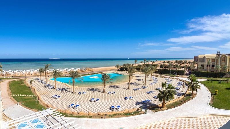 GRAVITY Hotel & Aqua Park Sahl Hasheesh - Image 4