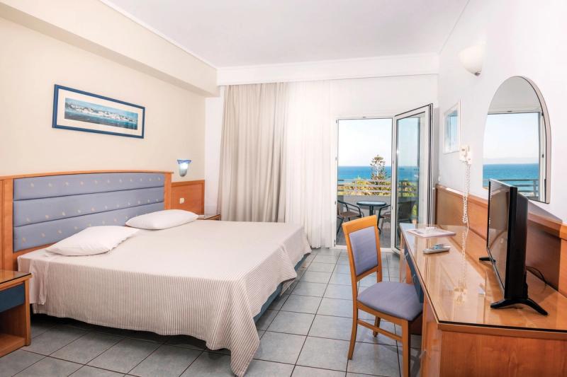 Atlantis Hotel - Image 3