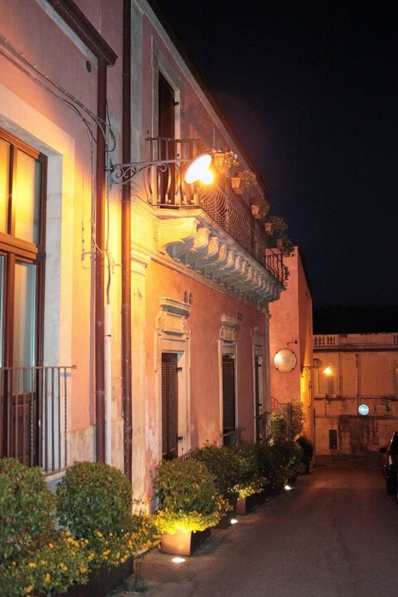 Hotel Il Barocco - Image 8