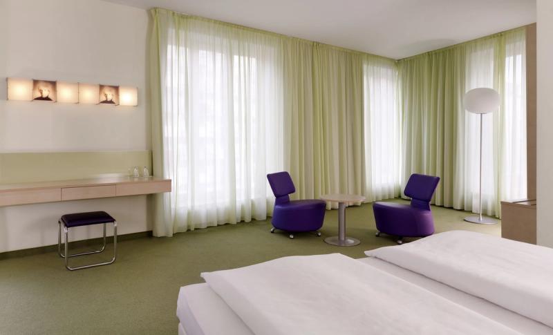 Park Plaza Berlin - Image 8