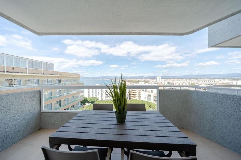 Rentalmar Blue Beach Apartments - Image 7