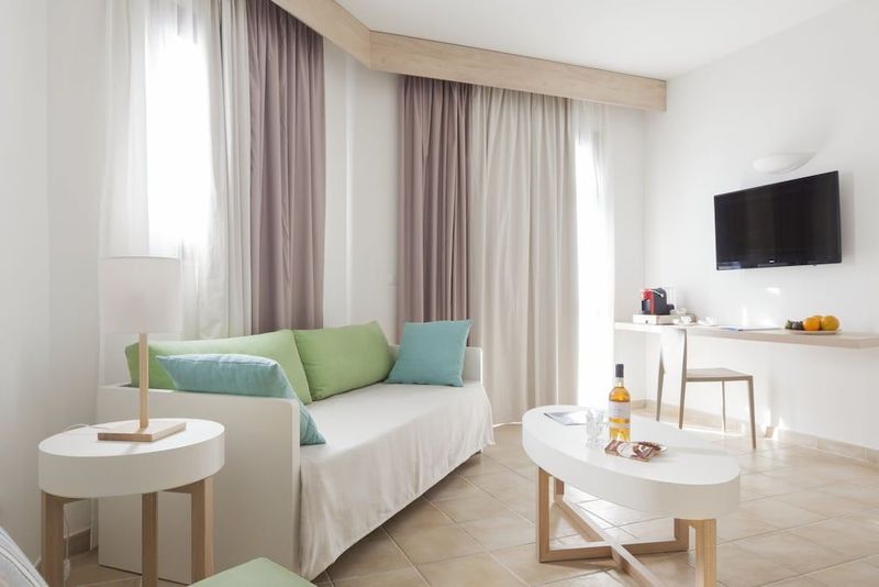 VOI Arenella Resort - Image 4