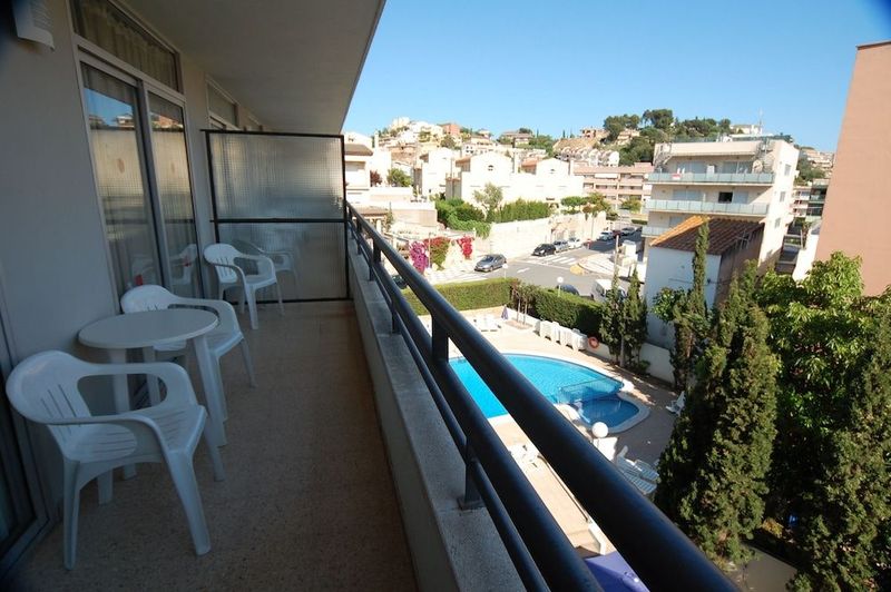 Medplaya Aparthotel Esmeraldas - Image 10
