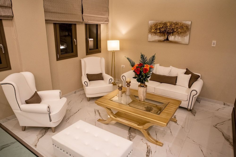 Lagaria Hotel & Apartments - Image 6