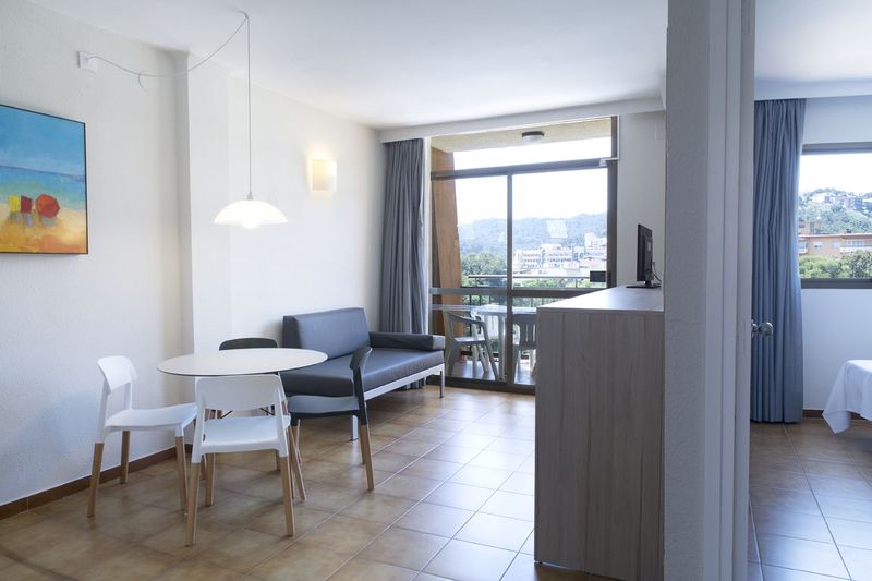 GHT Tossa Park Aparthotel - Image 4