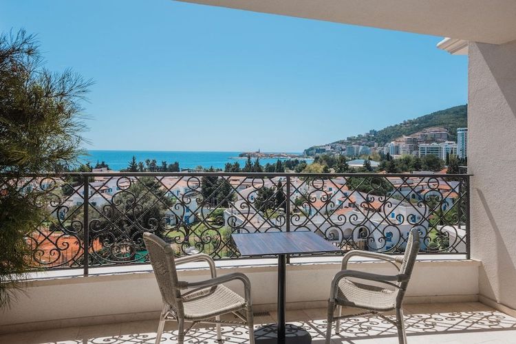 Billede av hotellet Iberostar Waves Slavija - nummer 1 af 10