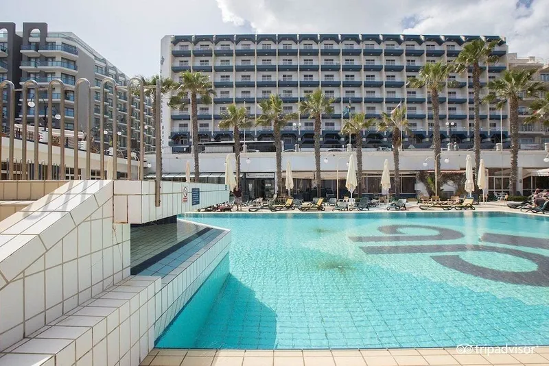 QAWRA Palace Resort