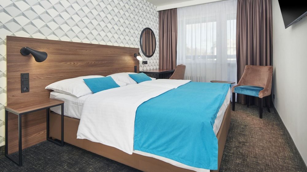Orea Hotel Pyramida - Image 4