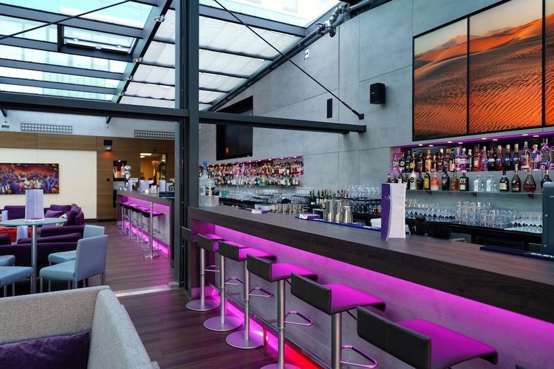Park Inn by Radisson Berlin Alexanderplatz - Image 2