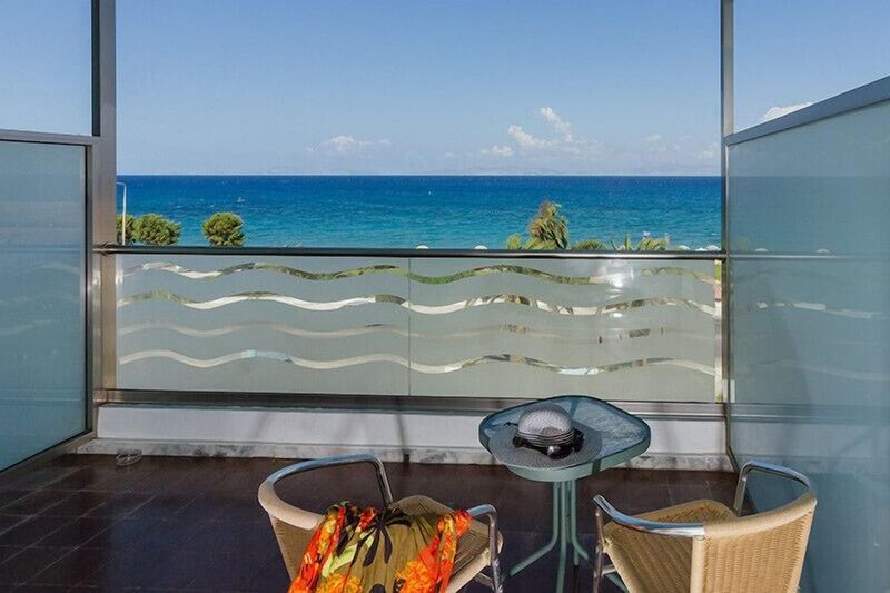 Belair Beach Hotel - Image 4