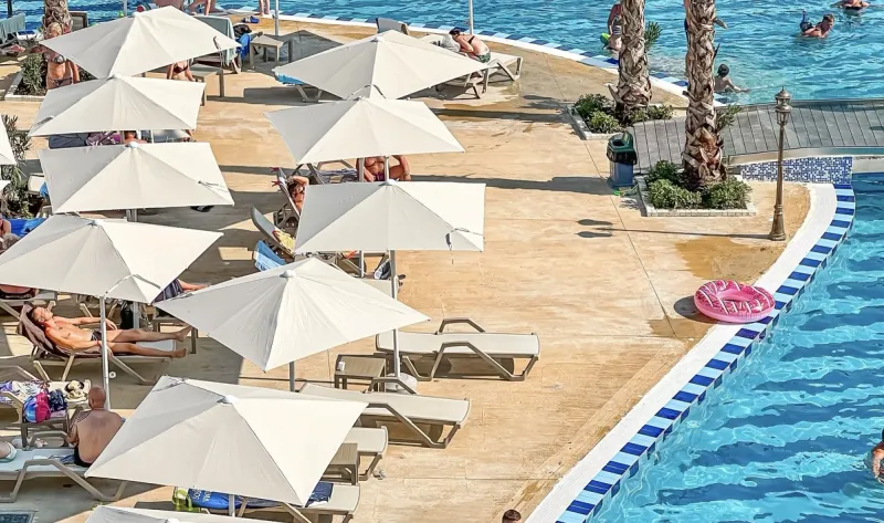Fafa Aqua Blue Hotel
