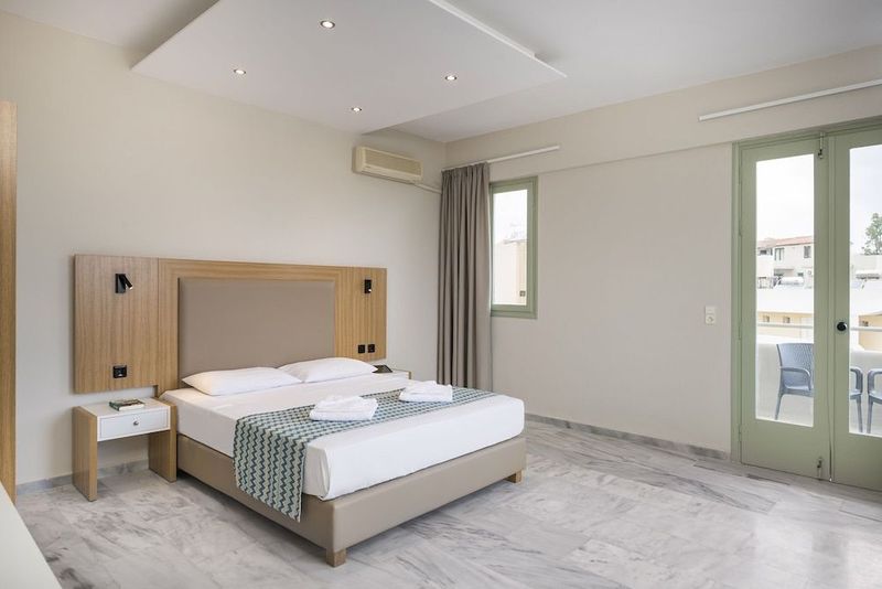 Summer Beach Hotel - Image 9