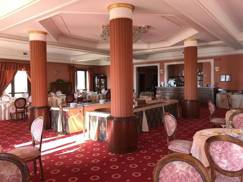 Grand Hotel Palace - Image 10