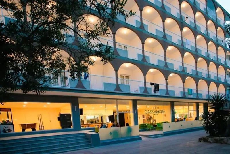 Hotel Cassandra - Image 2