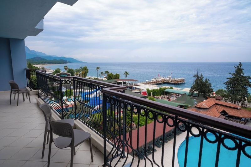 Fore Resort & Spa - Image 10