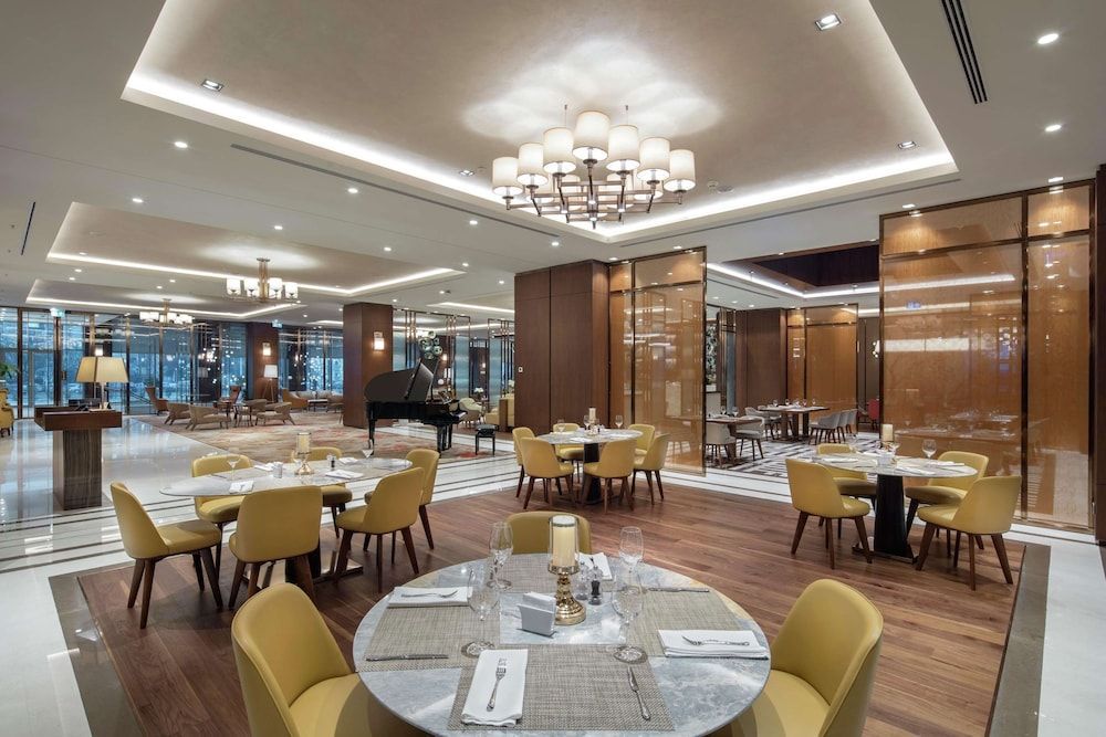DoubleTree by Hilton Skopje - Image 4