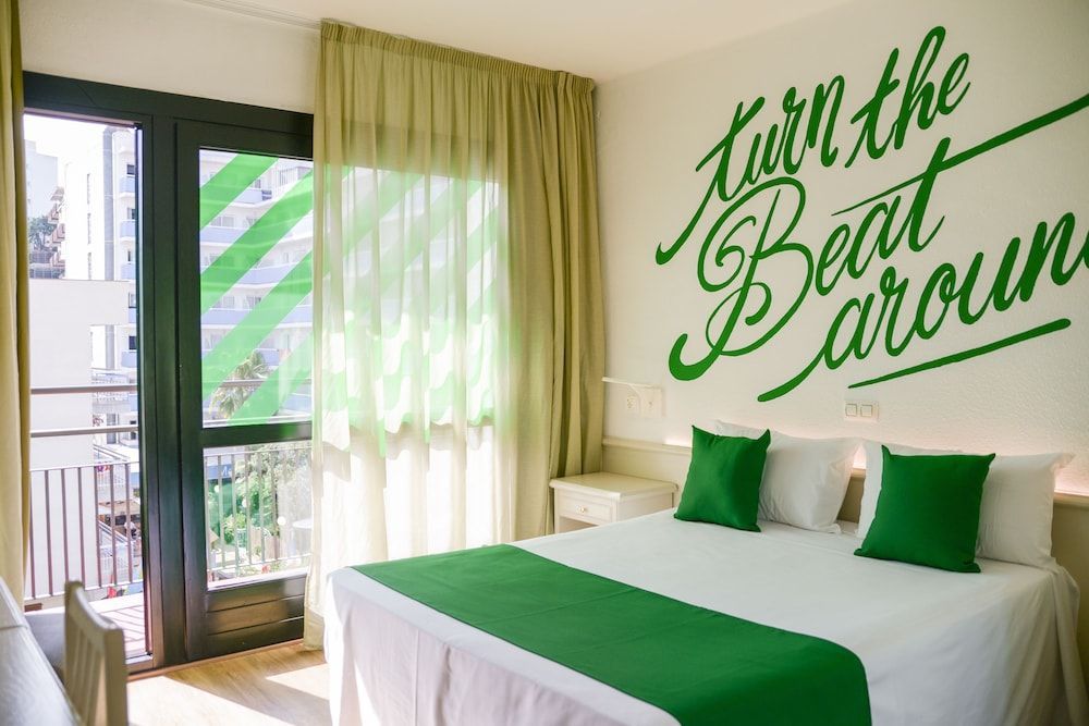 BPM Lloret Hotel - Image 4