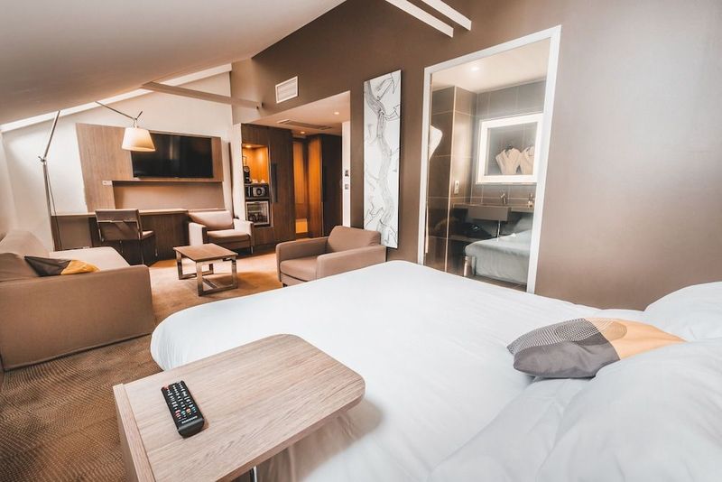 Novotel Toulouse Centre Wilson - Image 7