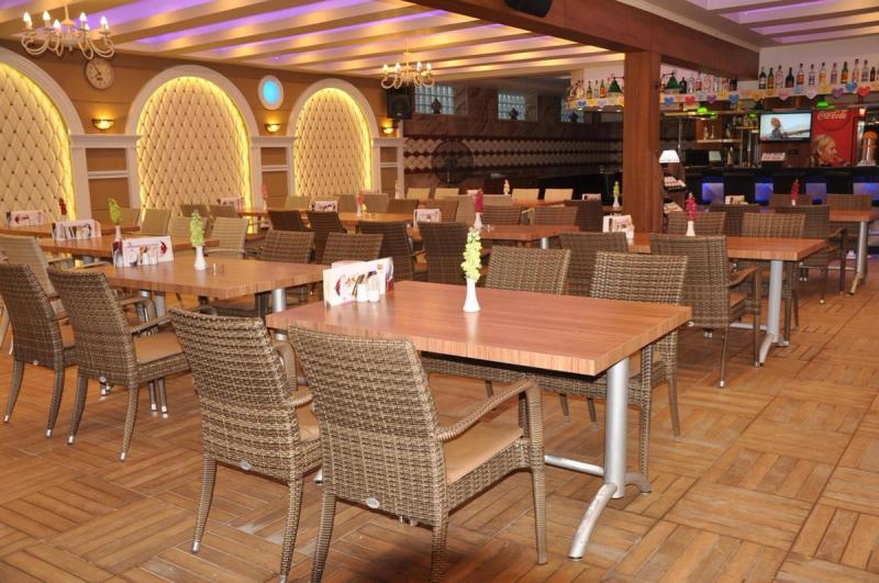 Lavinia Apart Hotel - Image 6