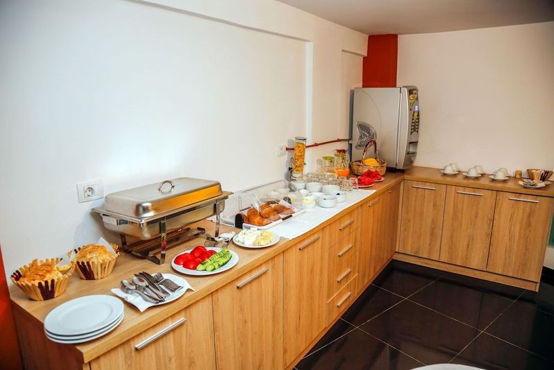 Arc Hotel Tirana - Image 6