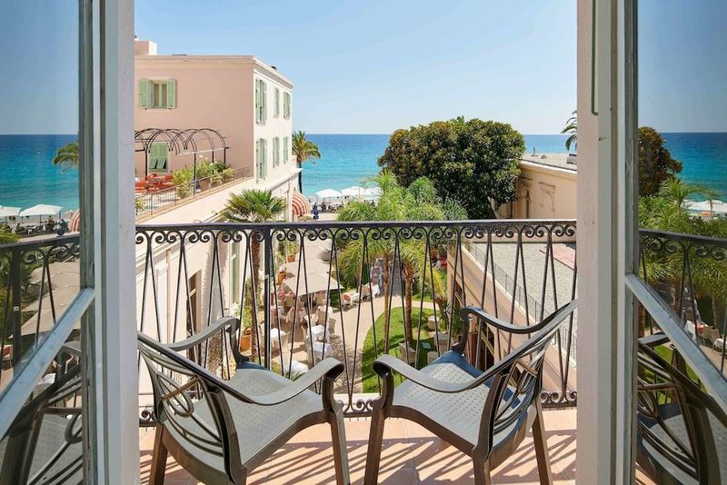 Hotel Vacances Bleues Balmoral - Image 5
