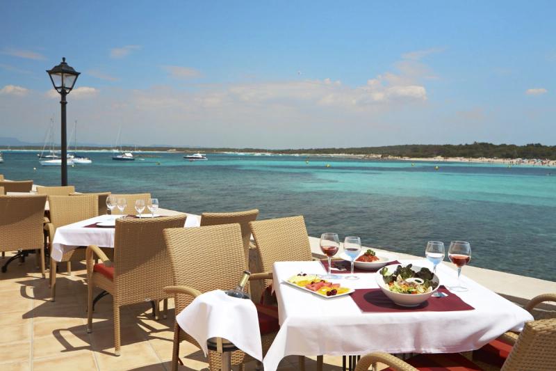Universal Hotel Marques - Image 6