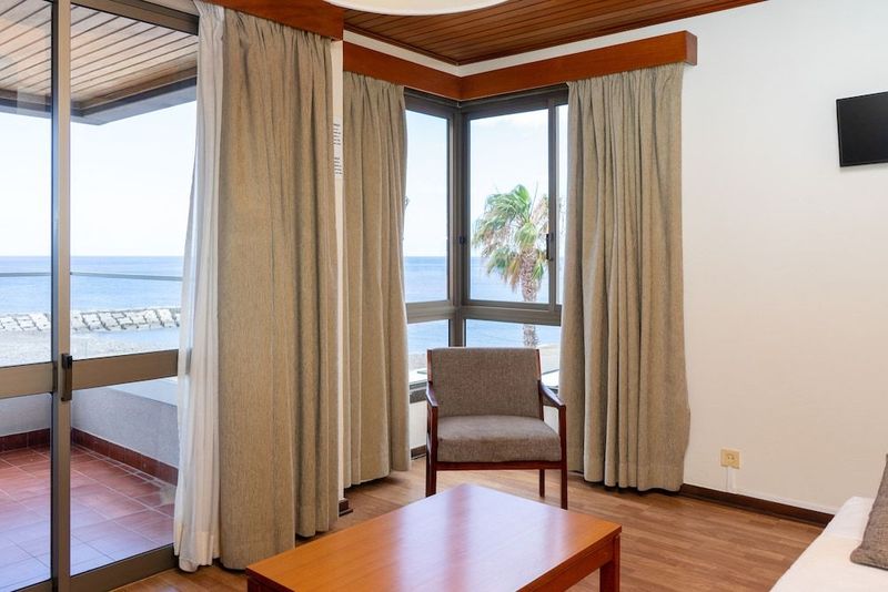 Flag Hotel Madeira - Ribeira Brava - Image 2