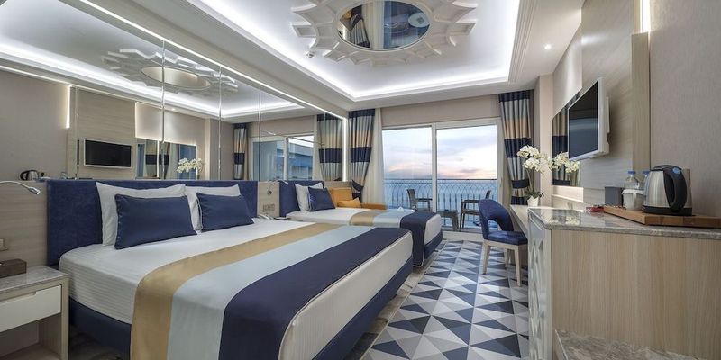 Granada Luxury Beach - Image 3