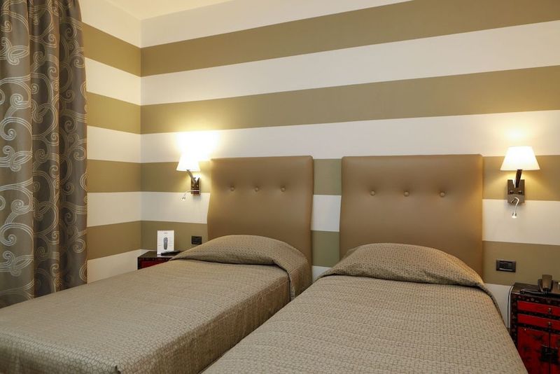 Hotel Lancaster - Image 8