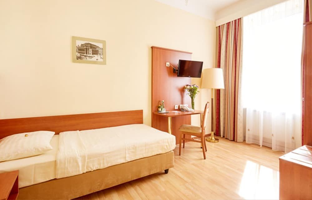 Hotel Mozart - Image 3