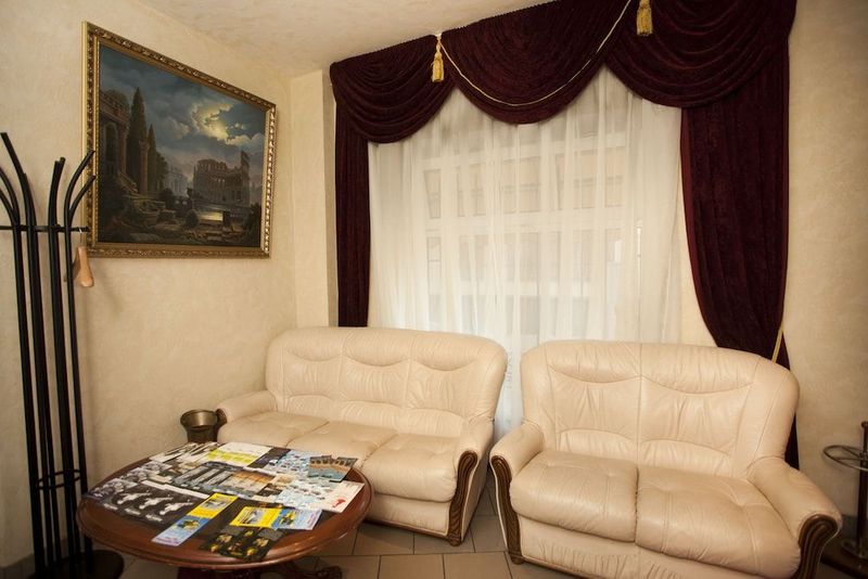 Monte Kristo Hotel - Image 6