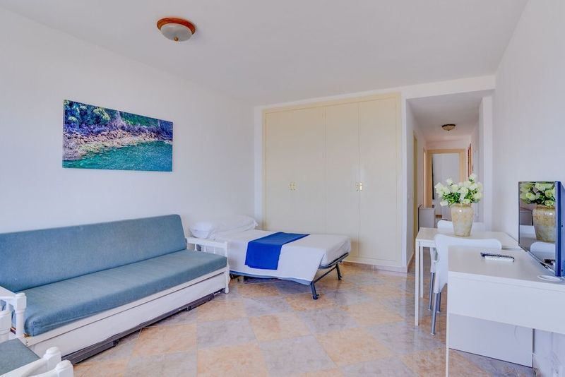 Econotel Las Palomas - Image 9