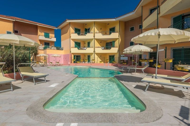 Residence I Mirti Bianchi - Image 1