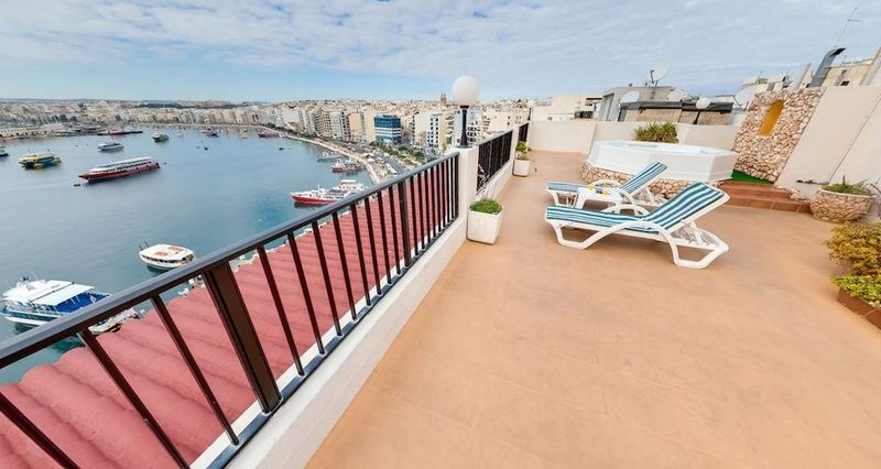 Sliema Marina Hotel - Image 4