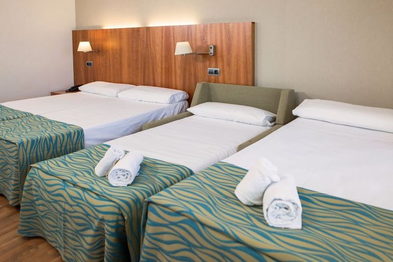 RVHotels Nautic Park - Image 9