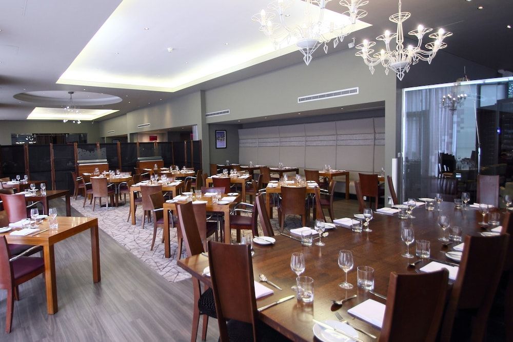 Crowne Plaza London Docklands - Image 9