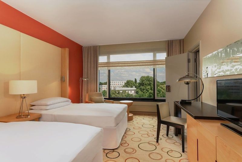 Sheraton Berlin Grand Hotel Esplanade - Image 5