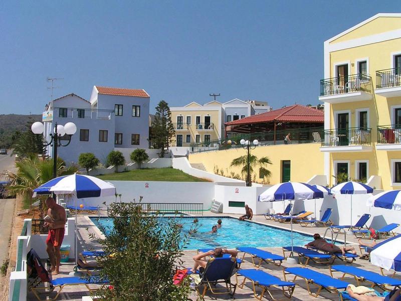 Camari Garden Hotel Apartments - Image 4