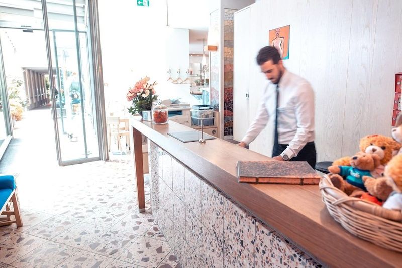 Hotel Bleibtreu Berlin by Golden Tulip - Image 5