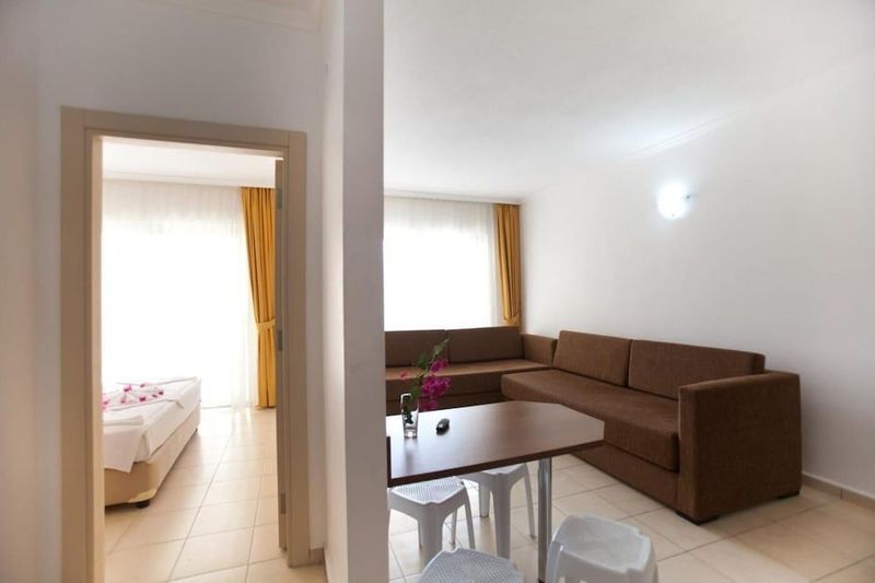 Begonville Apart Hotel - Image 9