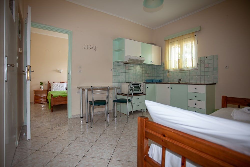 Eliza Apartments - Image 9