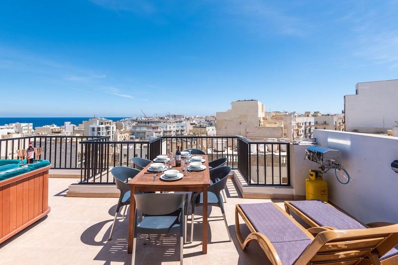 SeaShells Apartments - Image 4