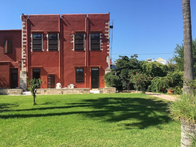 Oasis Guesthouse - Image 4