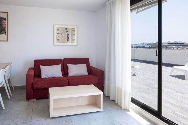 Apartaments CYE Salou - Image 5