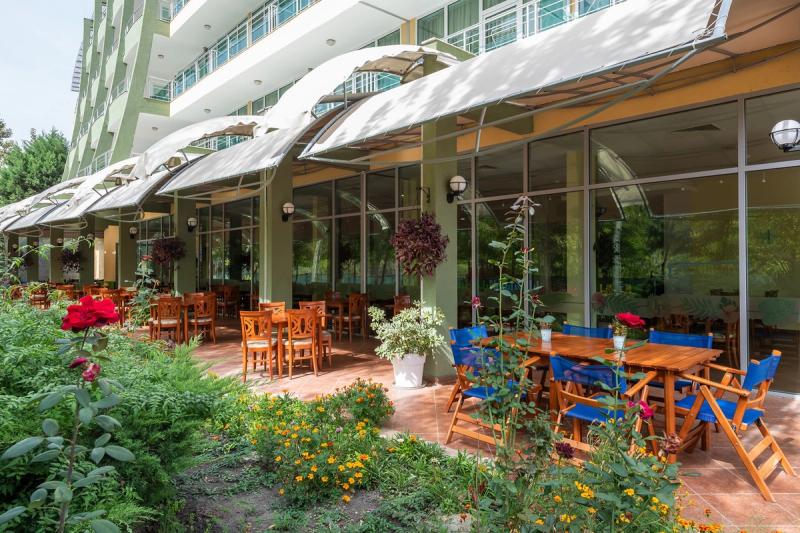 Ivana Palace Hotel - Image 2